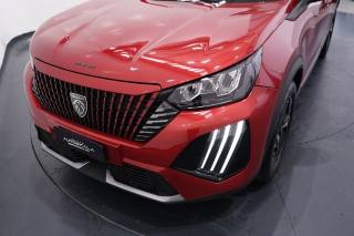 PEUGEOT 2008 usata, con Sensore di pioggia