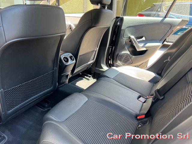 MERCEDES-BENZ CLA 180 usata, con Controllo elettronico della corsia