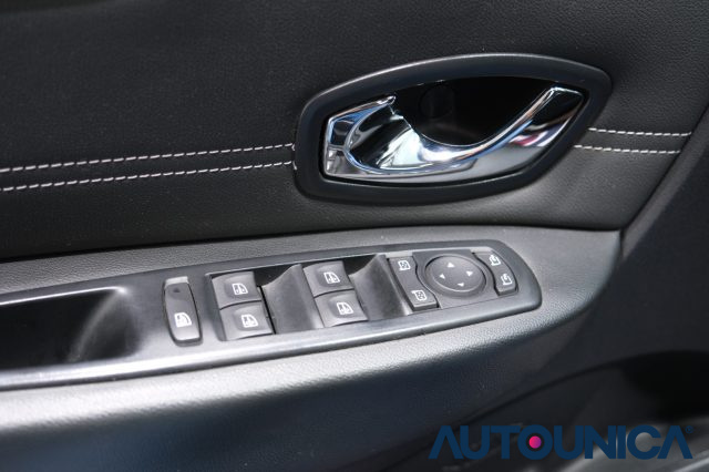 RENAULT Scenic usata 34