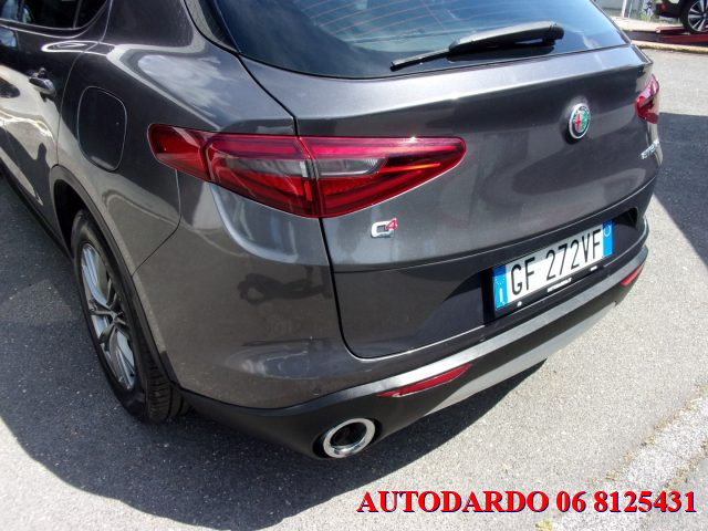 ALFA ROMEO Stelvio usata, con Autoradio digitale