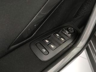 PEUGEOT 2008 usata, con Sedili riscaldati