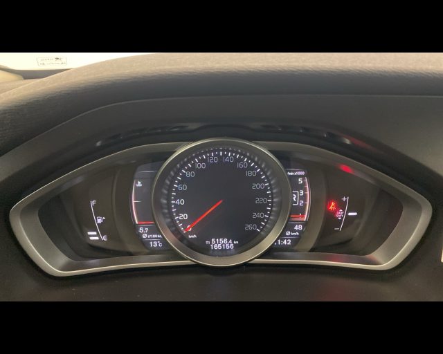 VOLVO V40 Cross Country usata, con Servosterzo