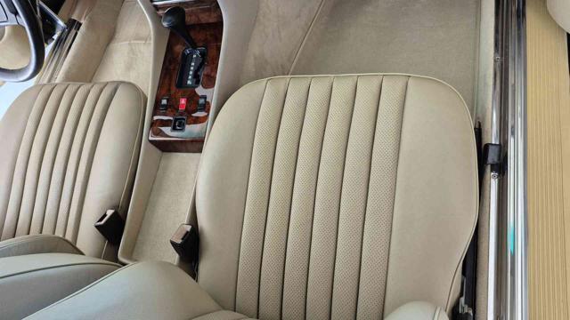 MERCEDES-BENZ SL 560 usata 28