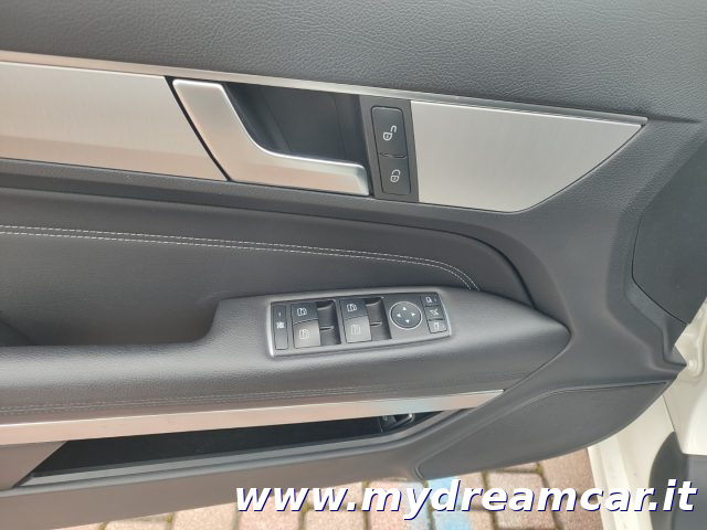 MERCEDES-BENZ E 220 usata 27