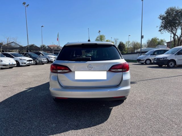 OPEL Astra usata, con Boardcomputer