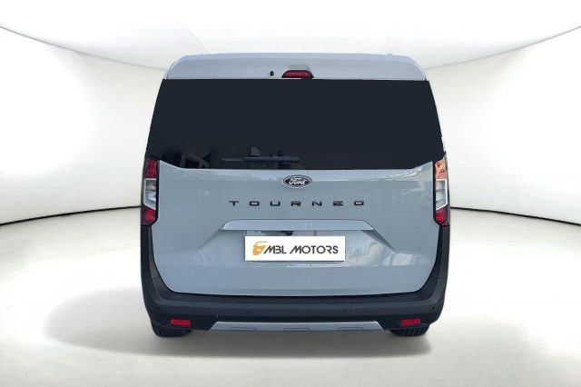 FORD Tourneo Courier usata, con Autoradio