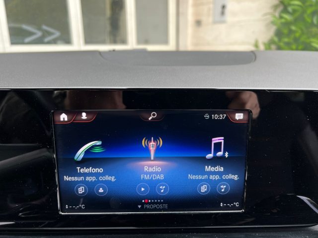 MERCEDES-BENZ GLA 200 usata 25