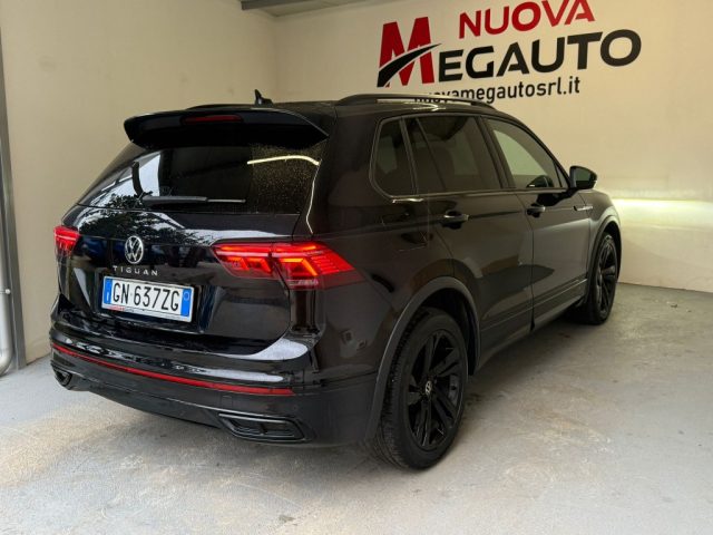 VOLKSWAGEN Tiguan usata, con Autoradio