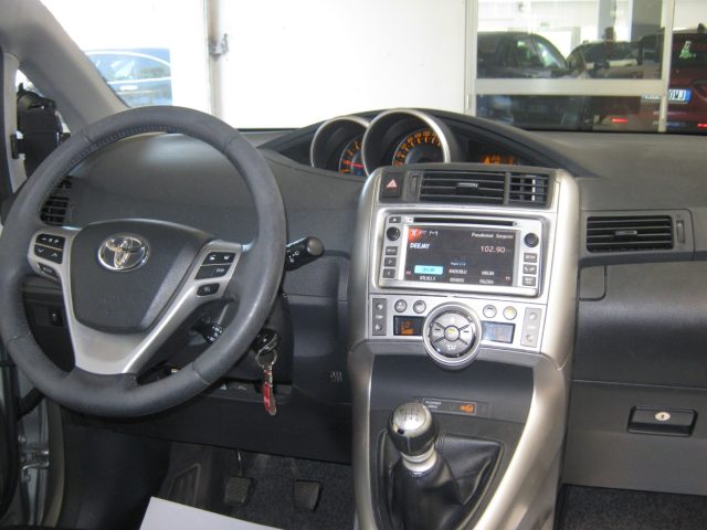 TOYOTA Verso usata, con Climatizzatore