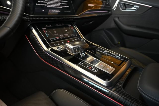 AUDI Q8 usata 48