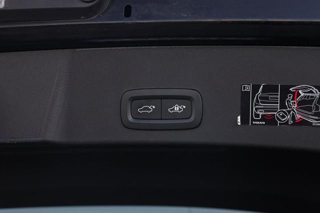 VOLVO XC40 usata, con Fari bi-xeno