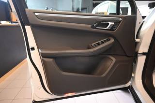 PORSCHE Macan usata 135
