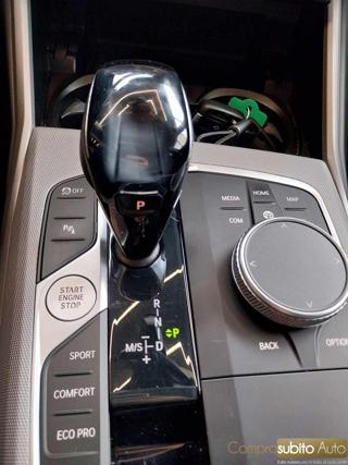 BMW 320 usata, con Bluetooth