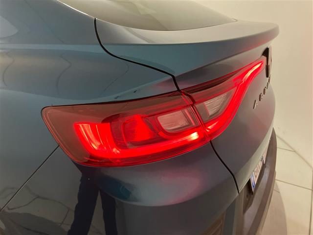 RENAULT Arkana usata 28