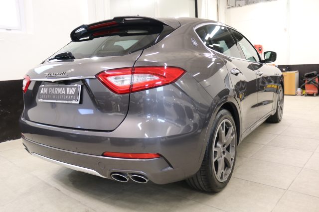 MASERATI Levante usata, con Cerchi in lega