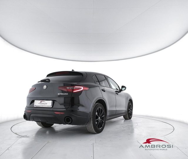 ALFA ROMEO Stelvio usata 2