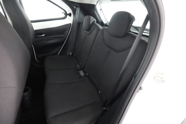 TOYOTA Aygo X usata 3