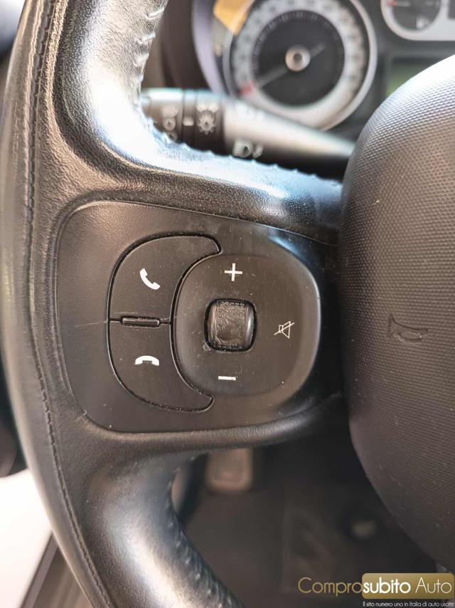 FIAT 500L usata, con Park Distance Control