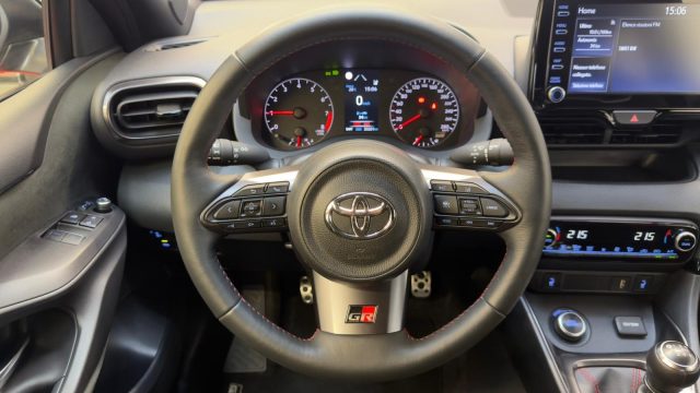 TOYOTA Yaris usata, con Controllo trazione