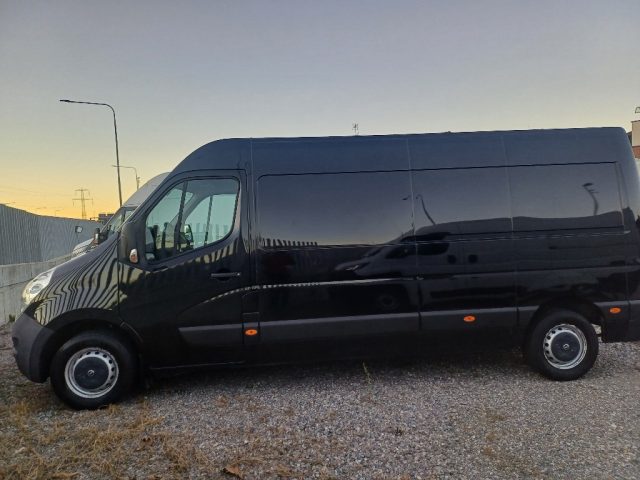 OPEL Movano usata, con Airbag