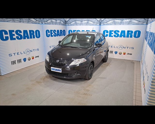 LANCIA Ypsilon usata, con Airbag
