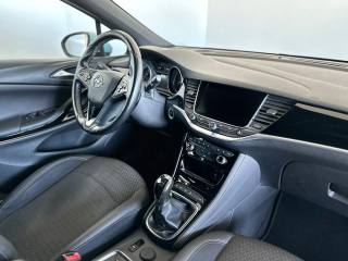 OPEL Astra usata, con Climatizzatore