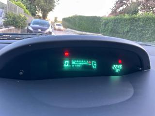 TOYOTA Yaris usata 13