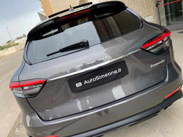 MASERATI Levante usata, con Specchietti laterali elettrici