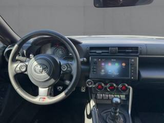 TOYOTA GR86 usata, con Cerchi in lega