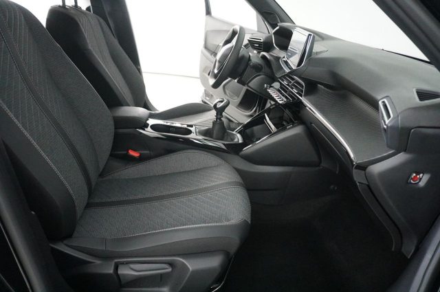 PEUGEOT 2008 usata, con Climatizzatore