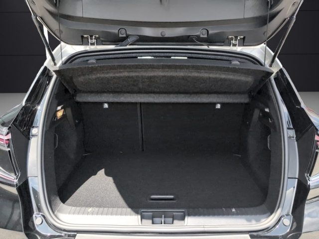 RENAULT Captur usata, con Autoradio