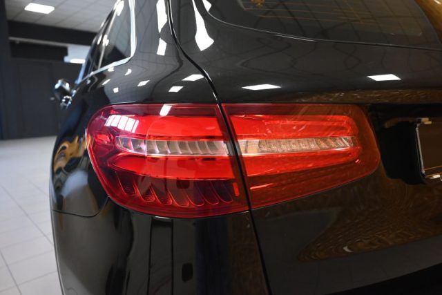 MERCEDES-BENZ GLC 220 usata 18