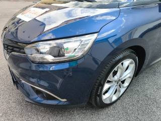 RENAULT Scenic usata, con USB