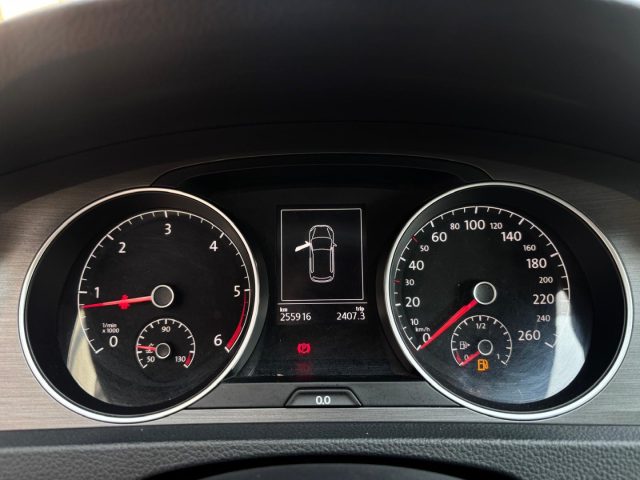 VOLKSWAGEN Golf usata, con Bracciolo