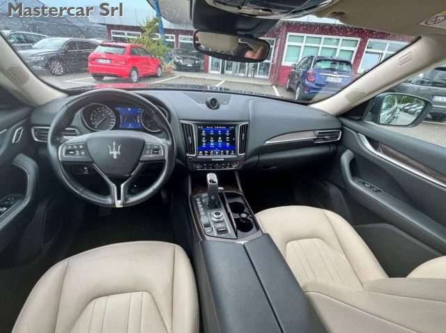MASERATI Levante usata, con Controllo trazione