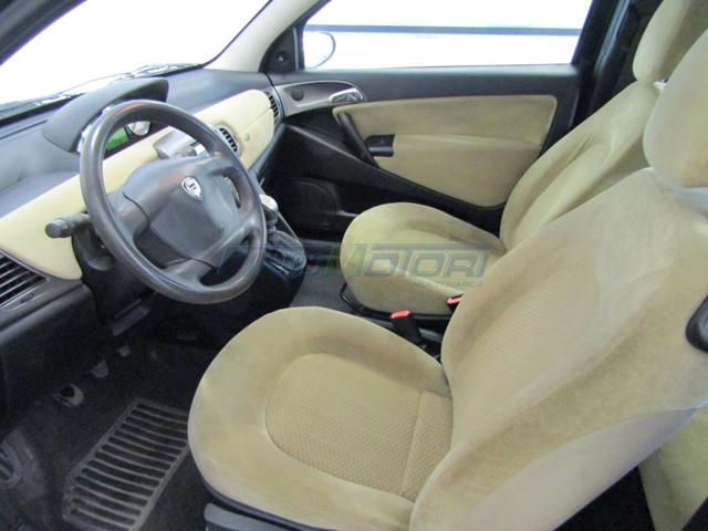 LANCIA Ypsilon usata, con Immobilizzatore elettronico
