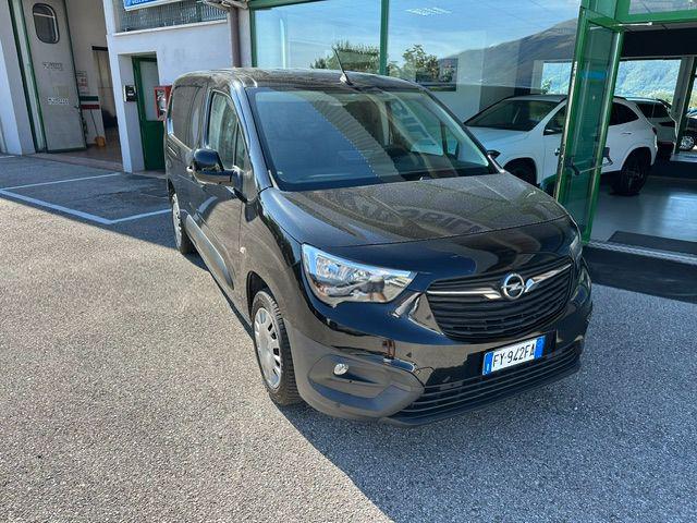 OPEL Combo usata, con Airbag