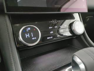 JAGUAR F-Pace usata, con Sistema di navigazione