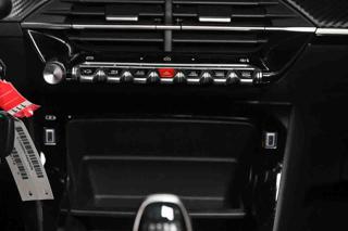 PEUGEOT 208 usata, con Park Distance Control