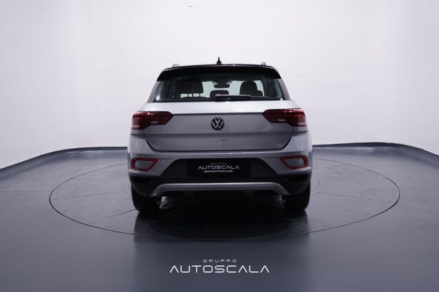 VOLKSWAGEN T-Roc usata, con Autoradio