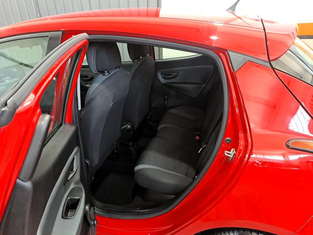 LANCIA Ypsilon usata, con Controllo trazione