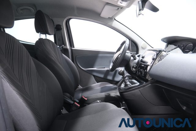 LANCIA Ypsilon usata 47