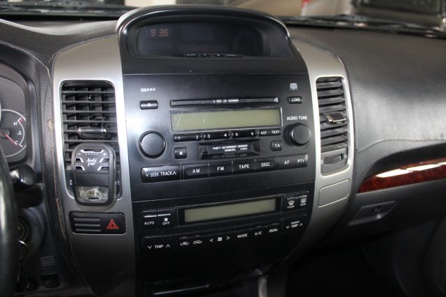 TOYOTA Land Cruiser usata, con Lettore CD