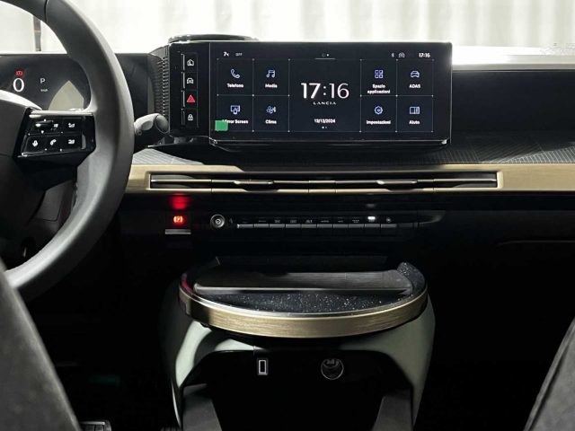 LANCIA Ypsilon usata, con Airbag testa