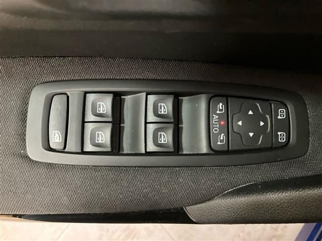 RENAULT Kadjar usata 23