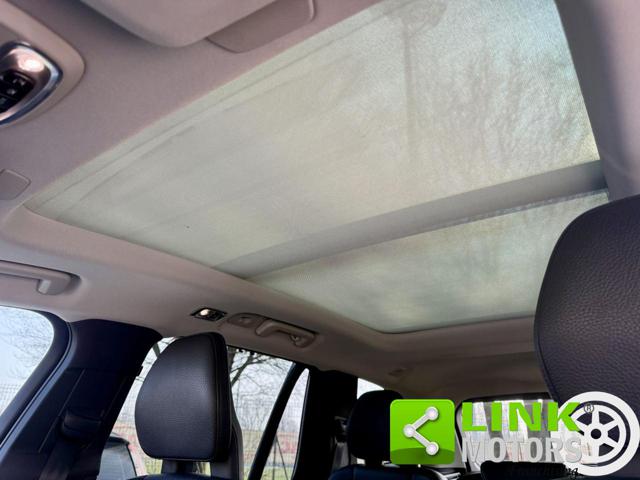 VOLVO XC90 usata, con Vetri oscurati