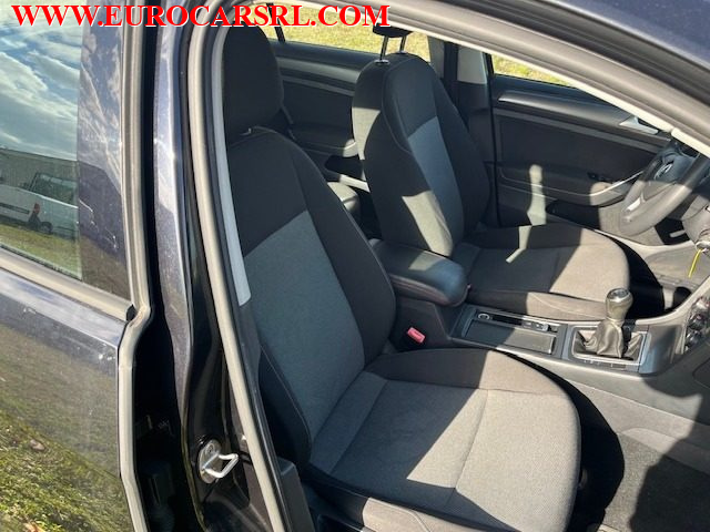 VOLKSWAGEN Golf usata 23