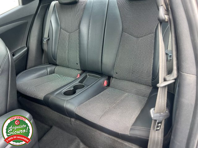 HYUNDAI Veloster usata, con Chiusura centralizzata