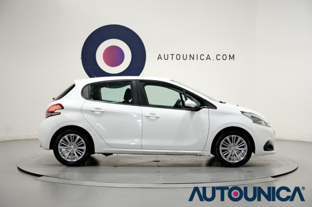 PEUGEOT 208 usata, con Airbag Passeggero