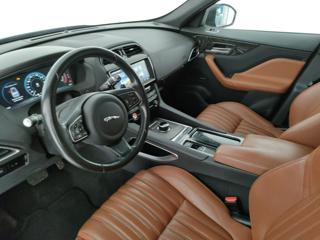 JAGUAR F-Pace usata, con Fendinebbia